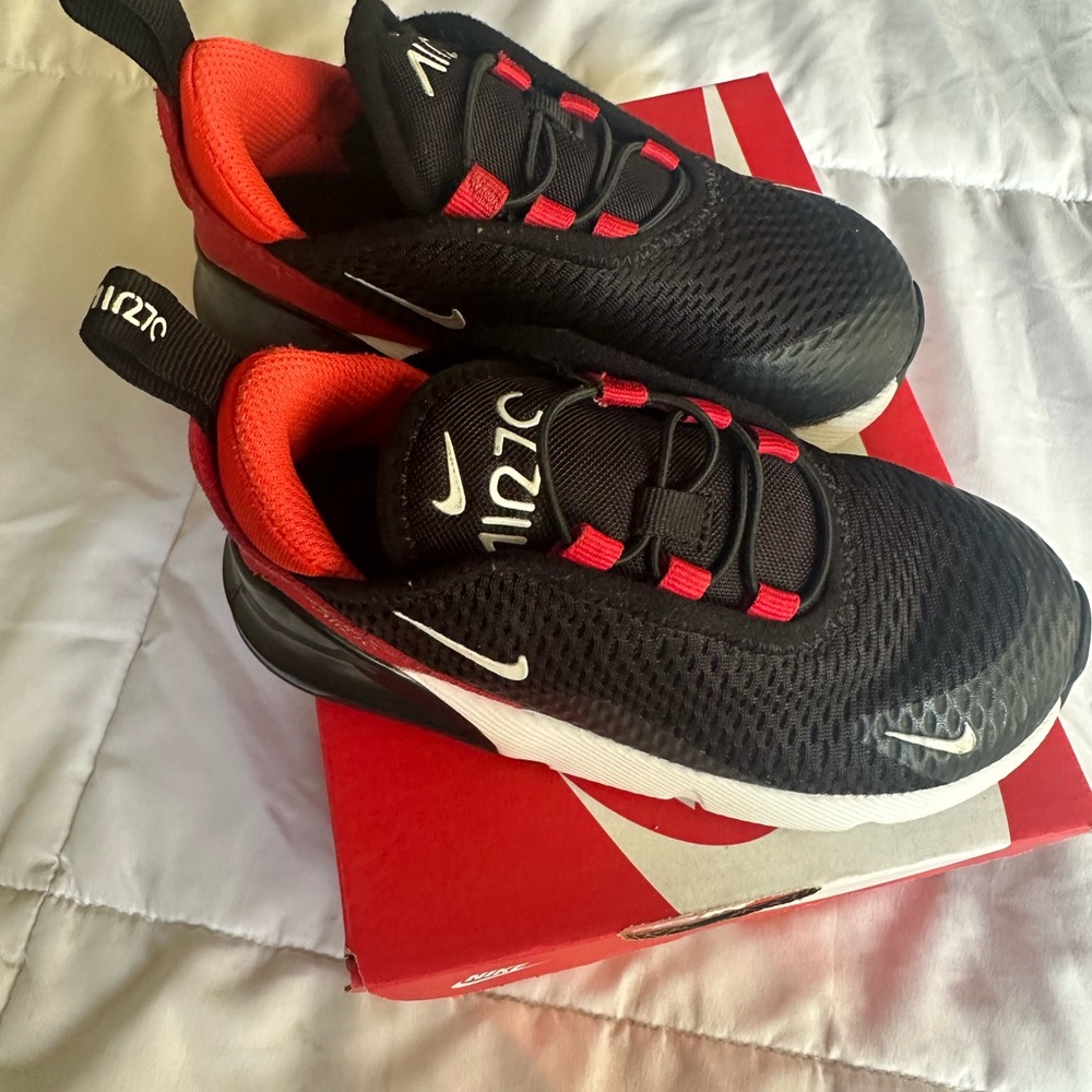 Nike Air Max 270